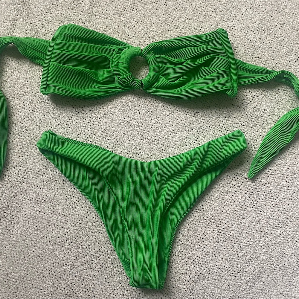 Kulani Kinis green ribbed bandeau bikini set, medium